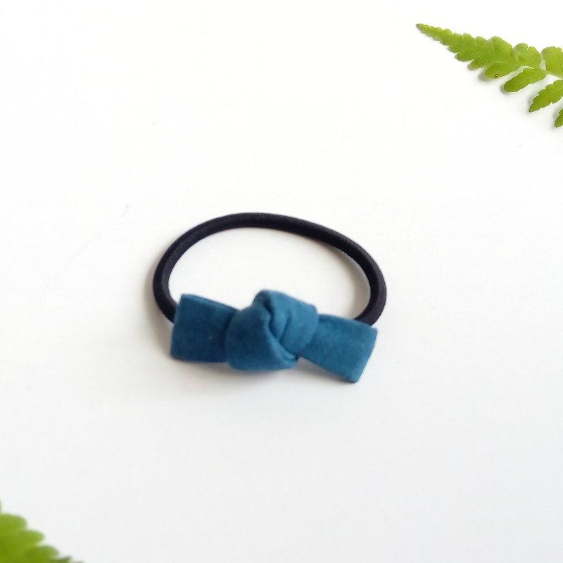 Bow hair band bow handmade blue dyed hair bundle text creation ring stereo dark blue plain - เครื่องประดับผม - ผ้าฝ้าย/ผ้าลินิน สีน้ำเงิน