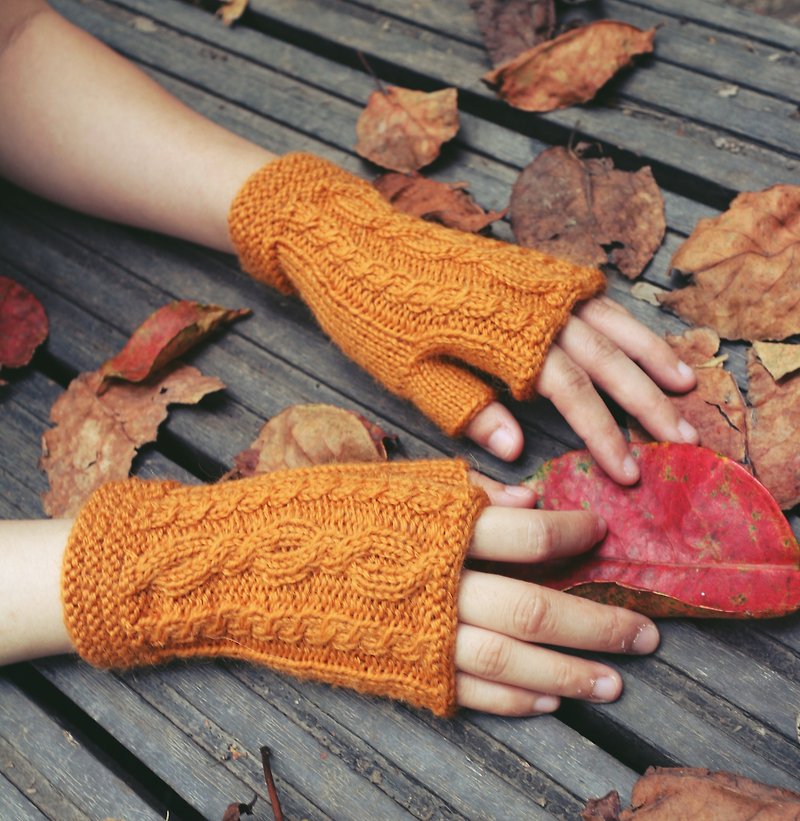 [Customized] ChiChi Handmade-Autumn Chestnut-Wool Hand Knitting Gloves - Gloves & Mittens - Wool Orange