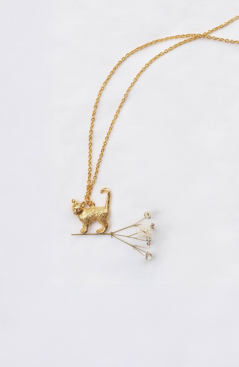 Standing Cat Pendant Necklace,925 Sterling Silver Necklace with Cat Charm. - 項鍊 - 純銀 金色