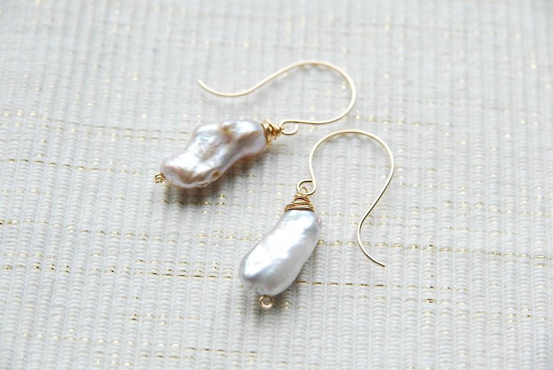 Mauve pink pearl of round hook earrings (14 gold gf) - ต่างหู - เครื่องเพชรพลอย สีม่วง