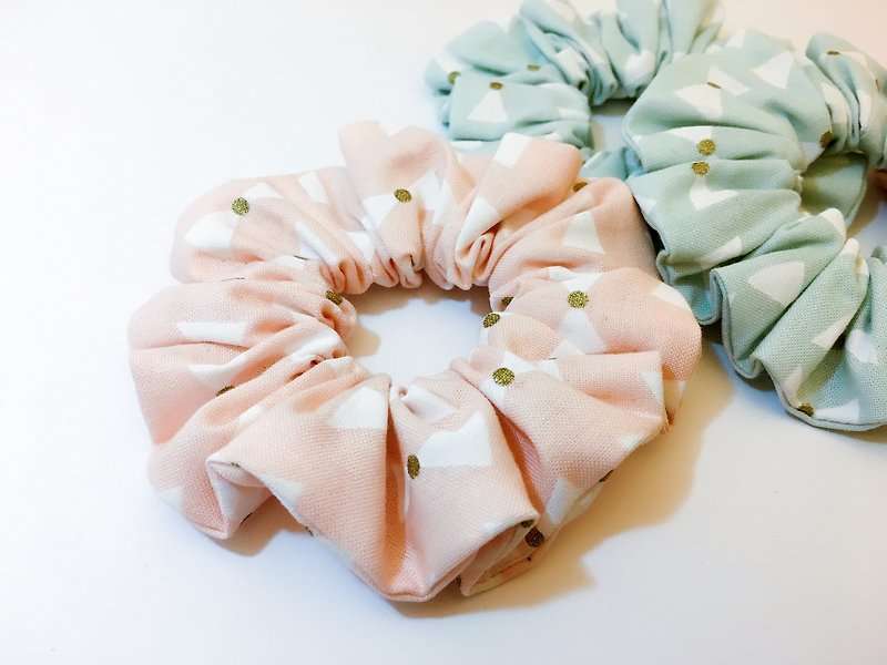 Pink color bow bow large intestine hair ring - Hair Accessories - Cotton & Hemp Pink