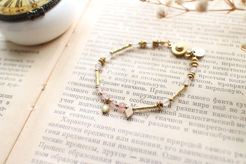Strawberry stone handmade bracelet - Bracelets - Other Metals 