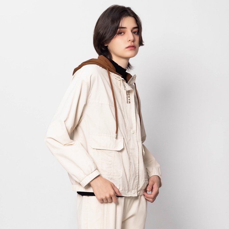 【Icare】ワークテイスト ビッグポケット配色フーディジャケット（フード取り外し可能）(F) | レディースアウター レディースジャケット - ジャケット - コットン・麻 ホワイト