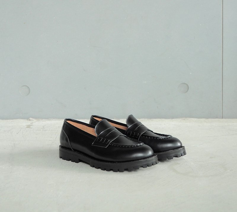 Loafers Shoes (Black) - Women's Oxford Shoes - Genuine Leather Black