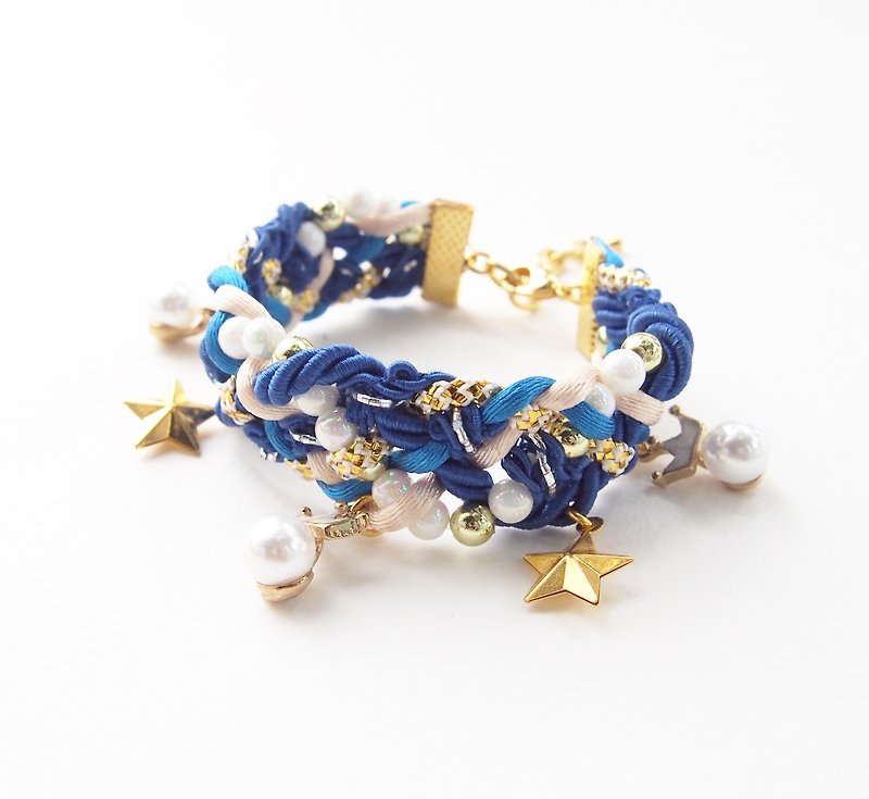 Blue braided bracelet with faux pearl and gold star charms - 手鍊/手鐲 - 其他材質 藍色