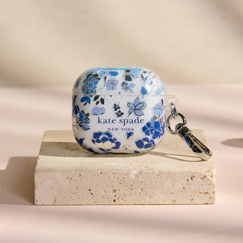 聖誕禮盒【kate spade】AirPods 4 耳機保護殼套 皇室藍 - AirPods/耳機保護套 - 其他材質 藍色