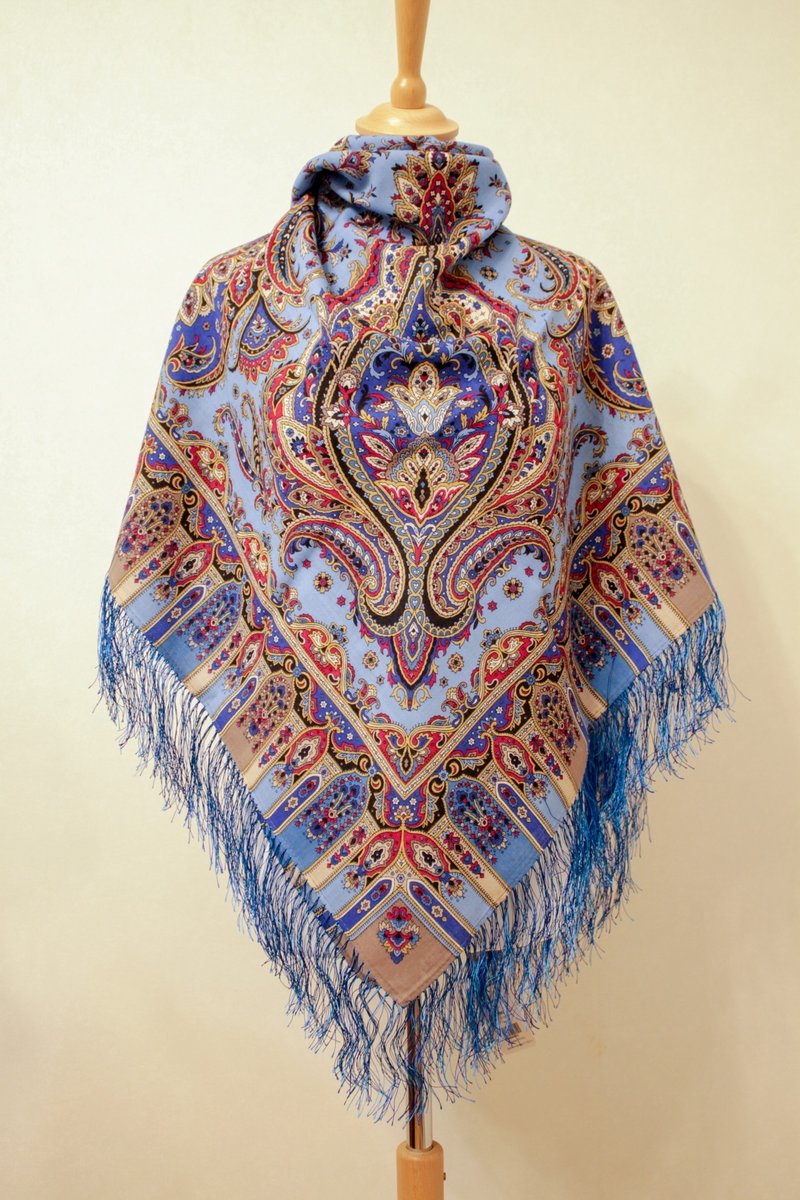 Pavlovo Posad Russian Shawl 100% Wool Scarf 125x125 cm Wrap Silk Fringe 1683-63 - ผ้าพันคอ - ขนแกะ หลากหลายสี