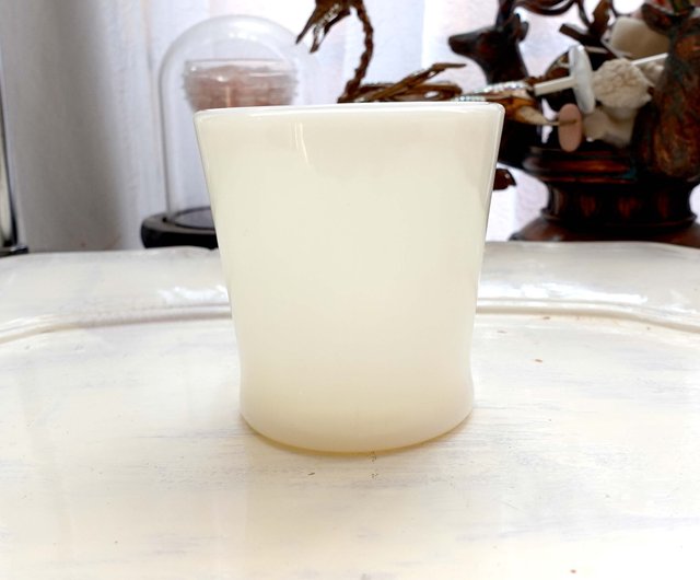 ファイヤーキング　 アディングトン・スミス・アソシエーション 美品 60's American antique FIRE KING classic white translucent