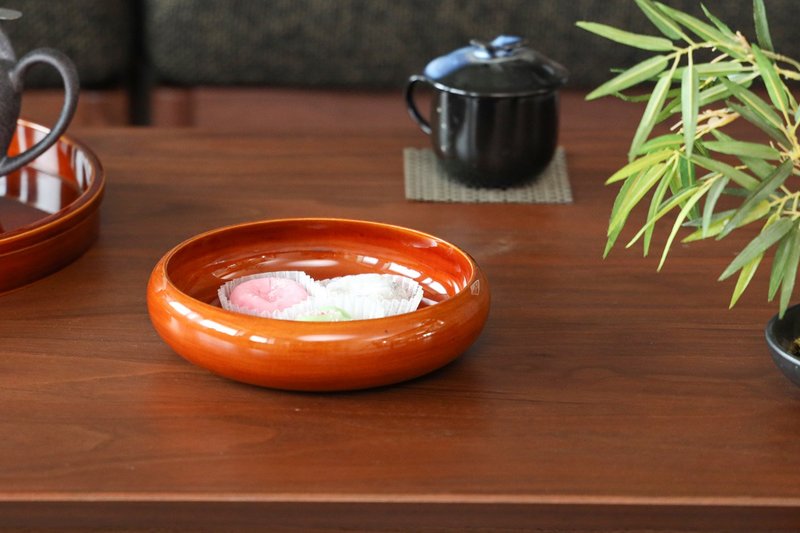 Hida Shunkei Fukuju Lacquerware Iron Bowl - จานและถาด - ไม้ สีนำ้ตาล