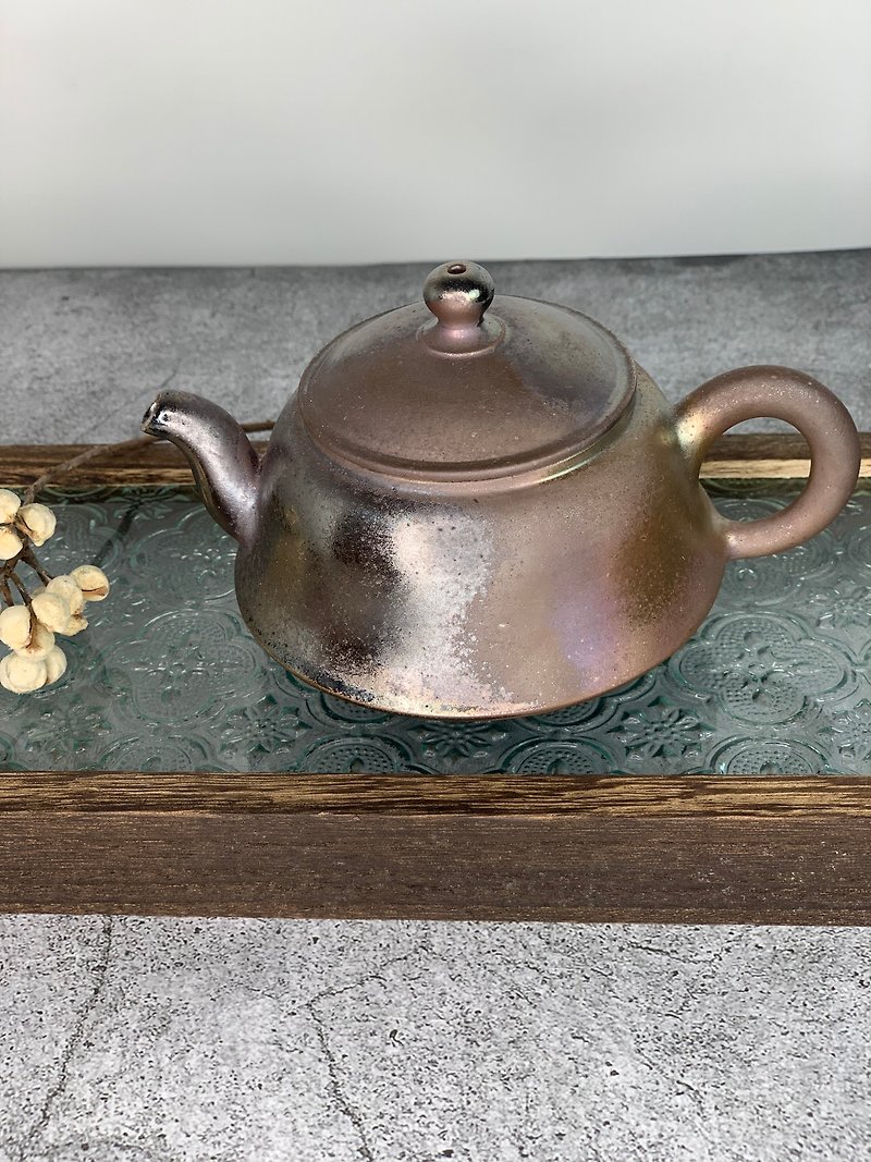 金銀色の薪鍋 - 急須・ティーカップ - 陶器 