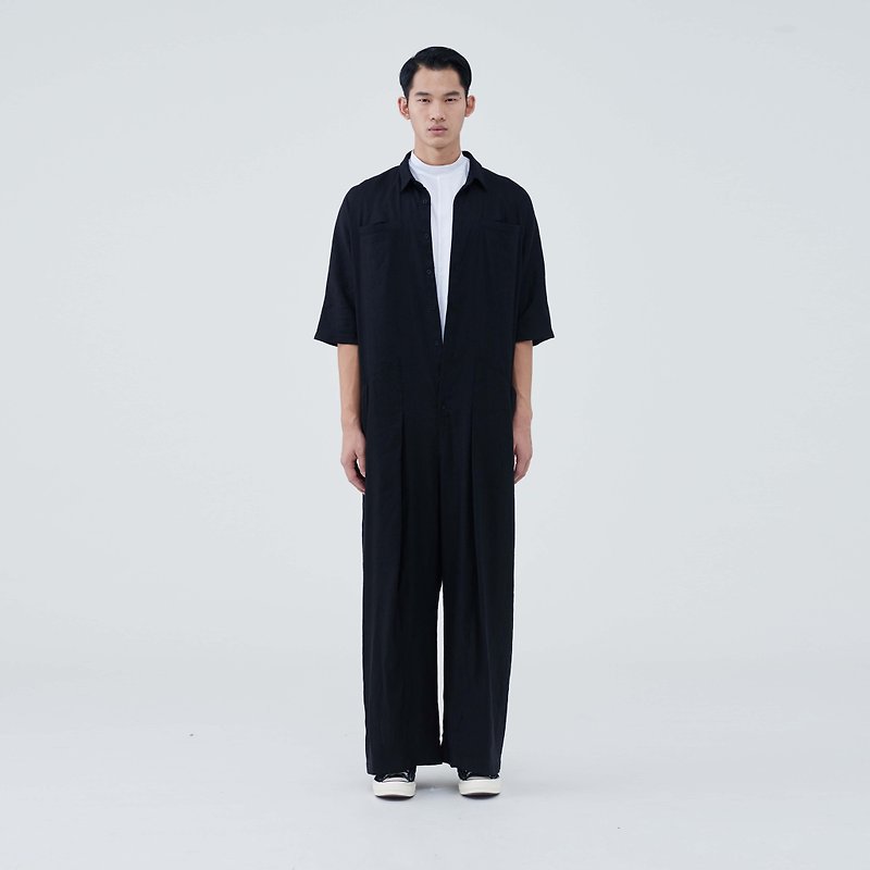 TRAN - SHORT-SLEEVED OPEN FRONT JUMPSUIT - Overalls & Jumpsuits - Polyester Black
