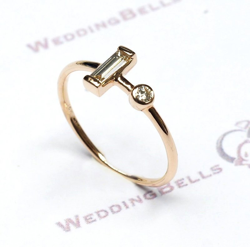 18K Rose Gold / Taper cutting diamond with Round Diamond Ring (free shipping) - แหวนทั่วไป - เครื่องเพชรพลอย สีแดง