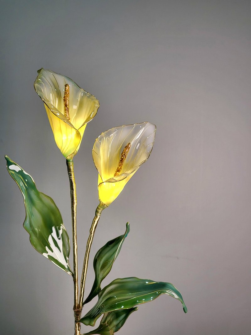海芋花 • 閒逛花間系列【沾浸藝術花燈】。小夜燈。生日禮物 - 燈具/燈飾 - 樹脂 