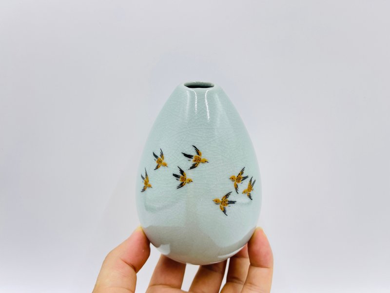 汝窯陶瓷手工手繪花插 - 擺飾/家飾品 - 瓷 透明