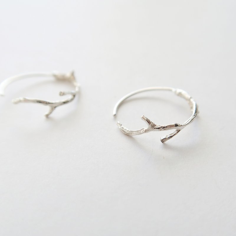 獨家 森林系 925純銀 冰心 枝芽 C型 耳環或耳夾 一對 - 耳環/耳夾 - 純銀 白色