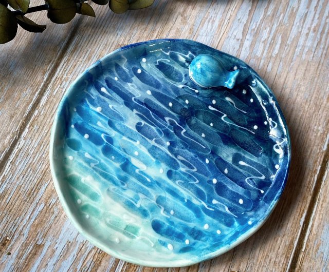 鯨と海/お皿/磁器/大サイズ - ショップ 王榕陶芸工房 皿・プレート