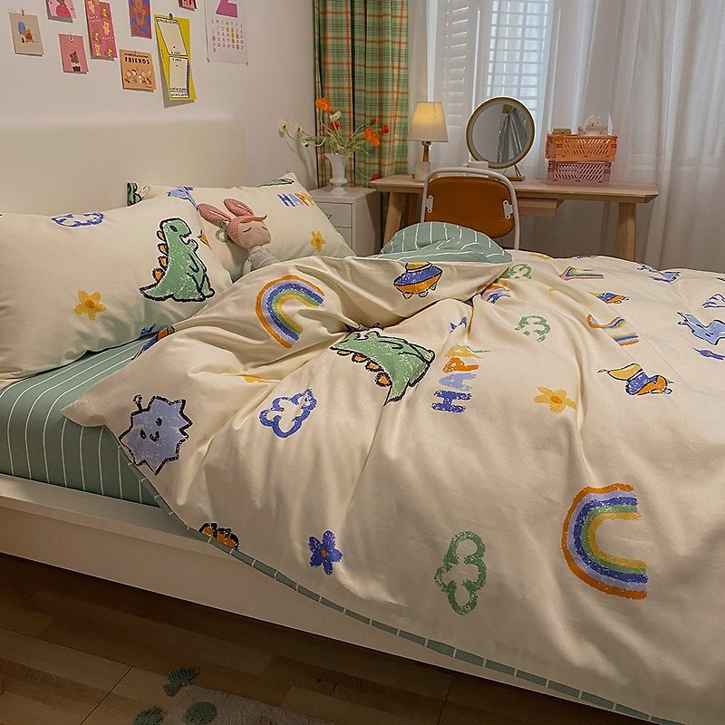 台灣製 40支 精梳棉 銀離子 床包枕套兩用被 抗蟎抗菌-童心遊記B - 寢具/床單/被套 - 其他材質 多色
