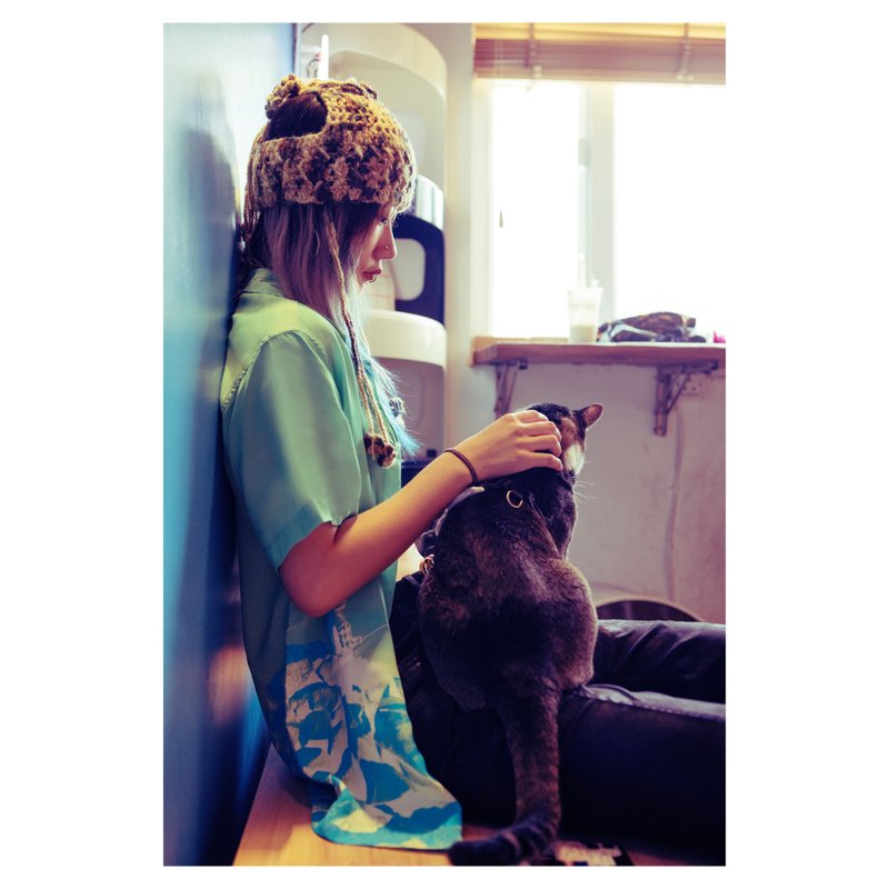 清涼淡海人造絲短袖夏威夷襯衫【釣魚海岸】 - 女襯衫 - 其他人造纖維 藍色