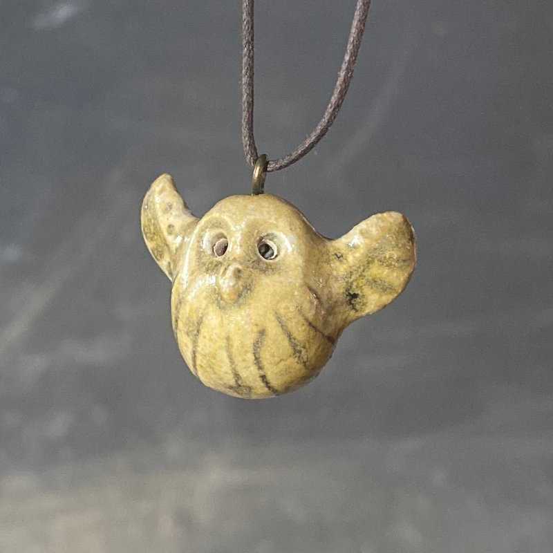 Wood-fired pottery essential oil necklace dark green pattern small wings owl - สร้อยคอ - ดินเผา สีกากี