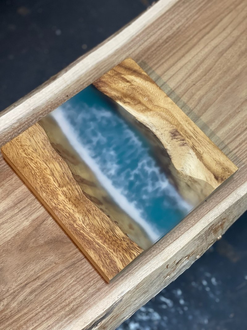 Marine resin walnut handmade tray/cutting board - Serving Trays & Cutting Boards - Wood Blue