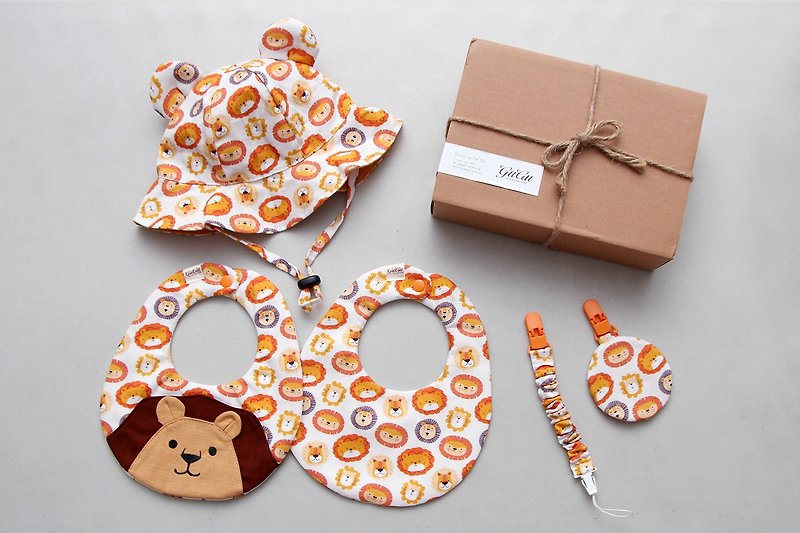 Peng Peng lion shape round pocket pacifier chain peace blessing bag full moon gift box - Baby Gift Sets - Cotton & Hemp 