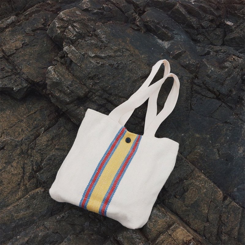 Colorful striped thick Linen fabric eco-friendly backpack - กระเป๋าถือ - ผ้าฝ้าย/ผ้าลินิน ขาว