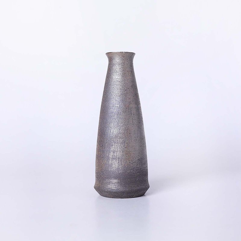Mingya kiln l wood-fired unglazed charcoal flower-sensing device - เซรามิก - ดินเผา สีเทา