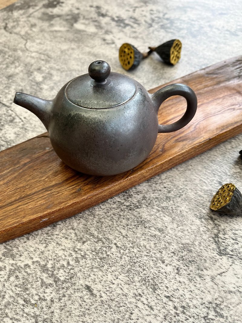 wood burning pot - Teapots & Teacups - Pottery Brown
