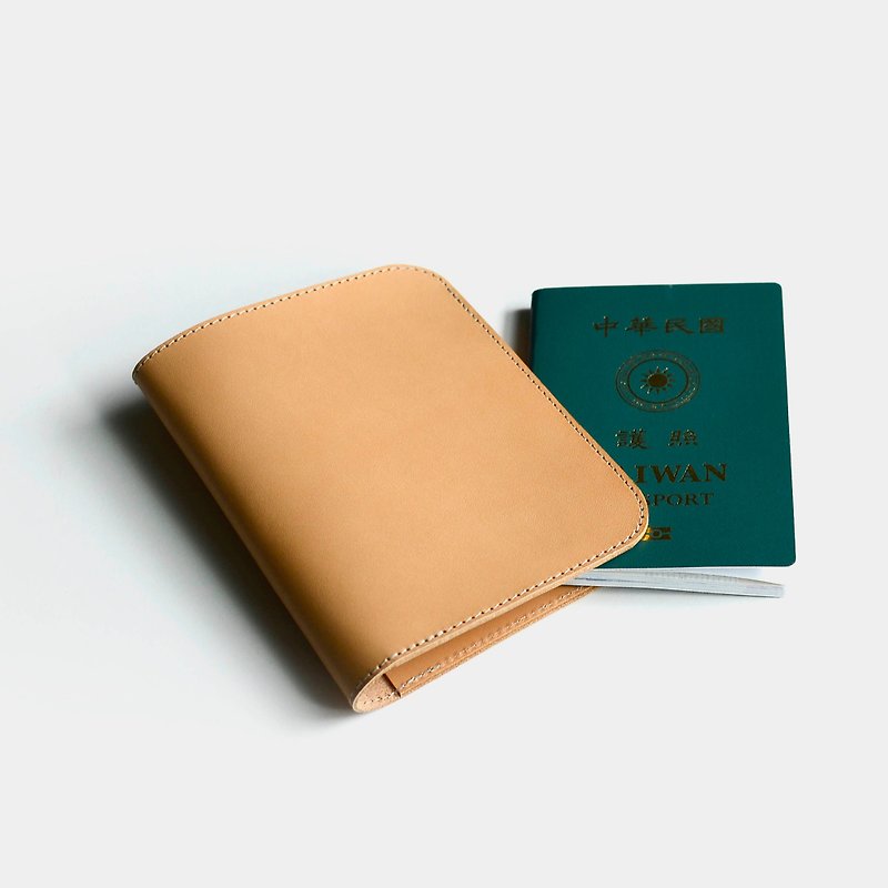 [Japanese translation of mountain entry certificate] Original color cowhide passport cover leather passport holder is a must for traveling abroad - ที่เก็บพาสปอร์ต - หนังแท้ สีกากี