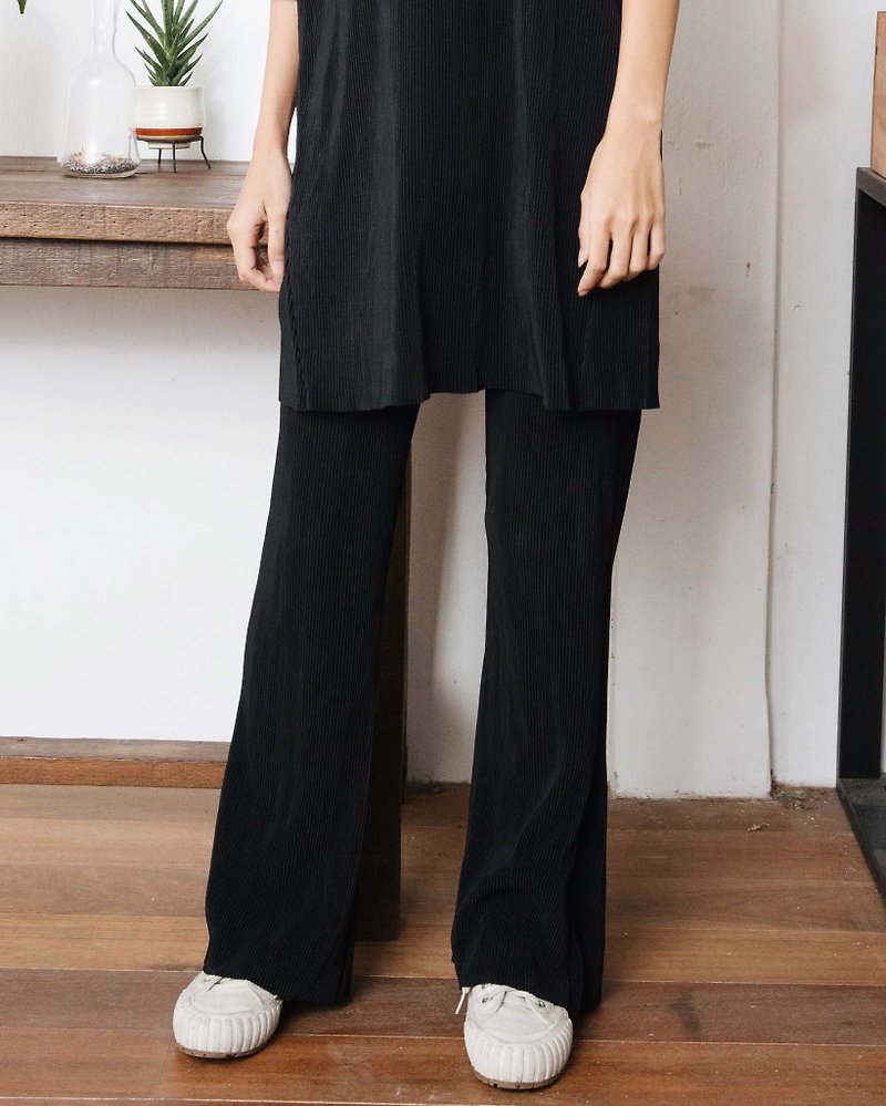 MINIMAL BLACK PLEAT PANTS WITH HIGH ELASTIC WAIST - 女長褲 - 其他材質 黑色