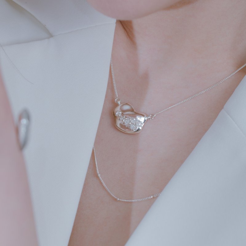 DATE. 09/10/22. Space Ice - Herkimer Diamond Necklace-Silver - Necklaces - Sterling Silver Silver