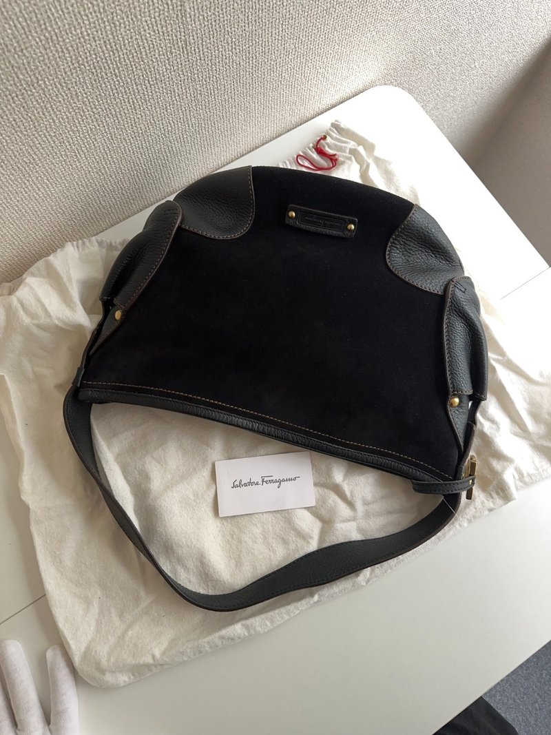 中古包 Ferragamo菲拉格慕 黑色麂皮單肩包 - 手提包/手提袋 - 真皮 黑色