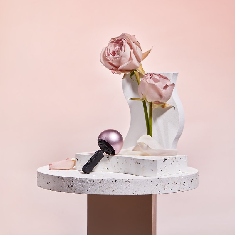 L'Original Car Fragrance |Damask rose | Damask Rose & Honey - Fragrances - Other Metals Pink