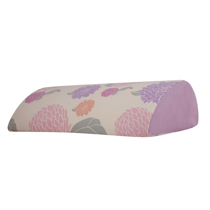 M號和風七巧-美體枕SPA按摩用 半圓護腰墊靠枕 獨家設計師手繪款 - 床包/寢具 - 其他材質 紫色
