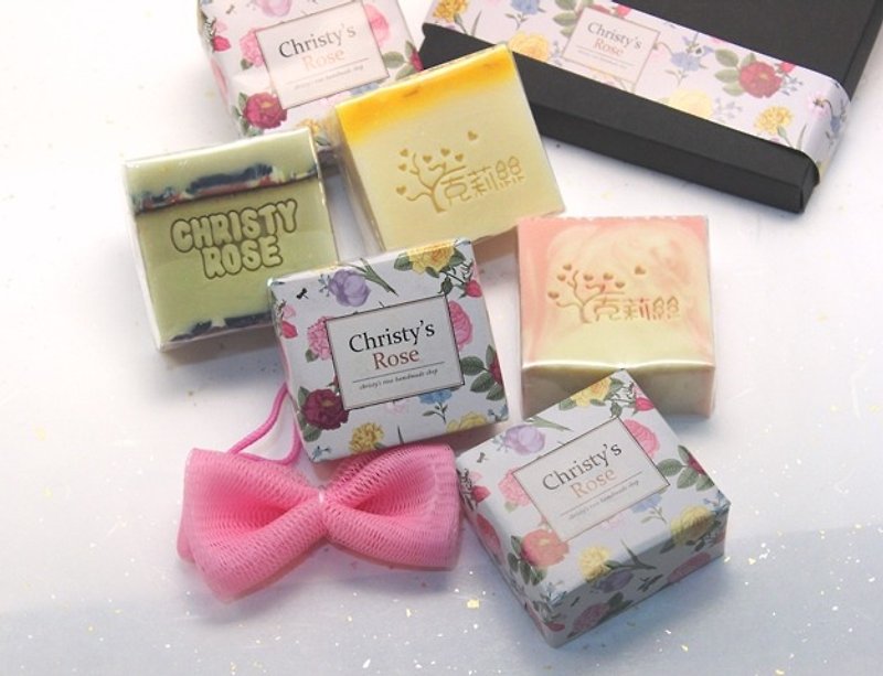 Handmade soap gift box <four pieces of equipment - Body Wash - Other Materials Red