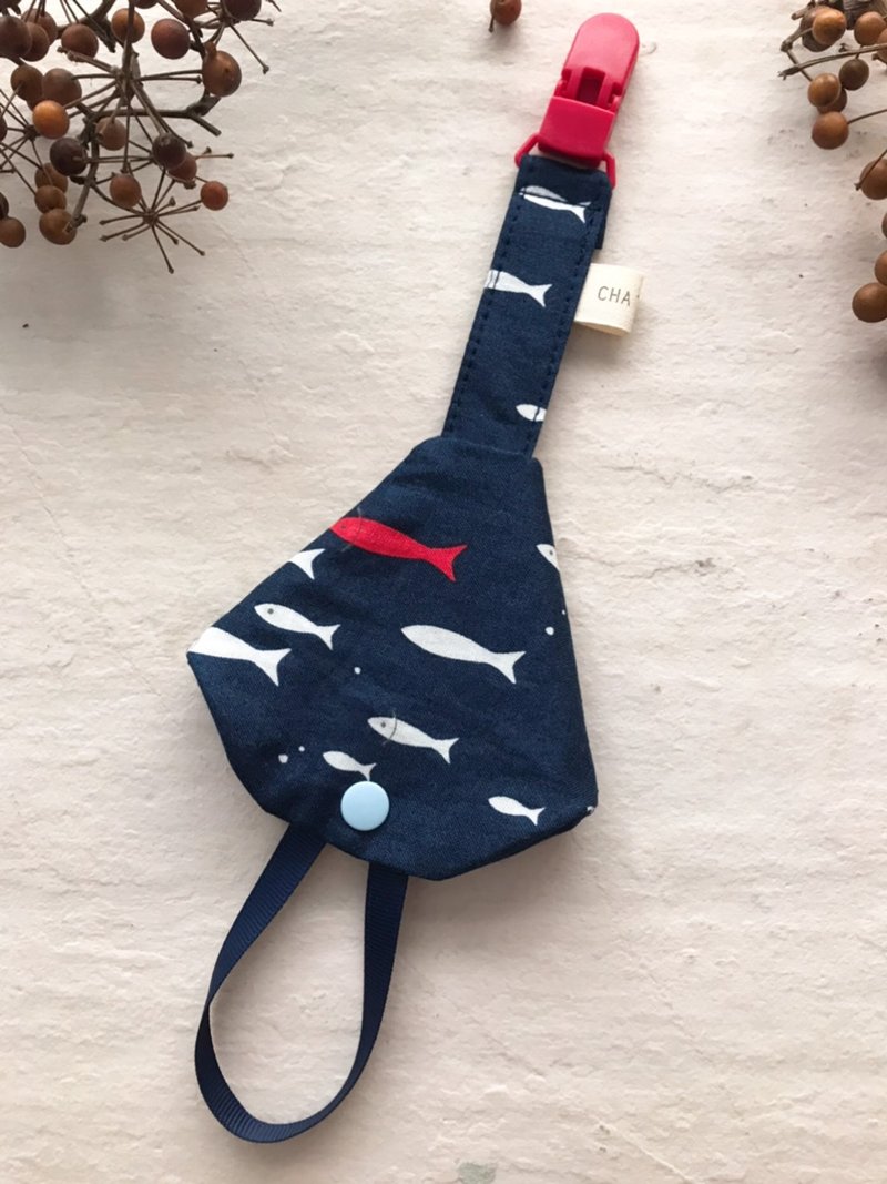 魚兒魚兒水中游     手工純棉奶嘴鏈+保護套組 - 口水肩/圍兜 - 棉．麻 藍色