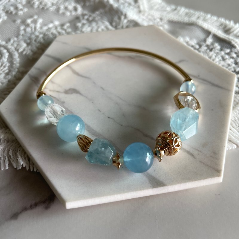 [Confidence Communication Memory] Aquamarine White Crystal Natural Crystal Bracelet - สร้อยข้อมือ - คริสตัล 