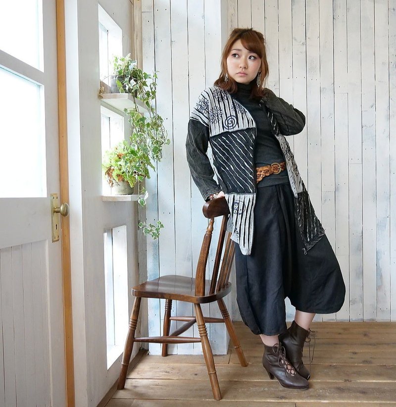 シンボルマーク×ダメージ加工・ドロップショルダー・ZIPフードパーカージャケット・ブラック - 女大衣/外套 - 棉．麻 黑色