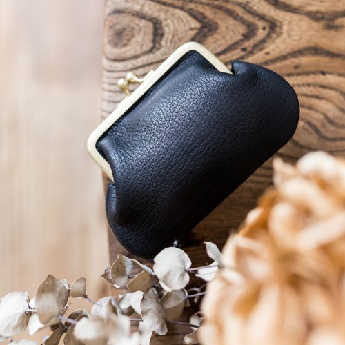 鹿皮　鹿　革　鹿革　がま口　がま口財布 大人の鹿革がま口財布 / 黒 - ショップ Leather Brand +K 財布 - Pinkoi
