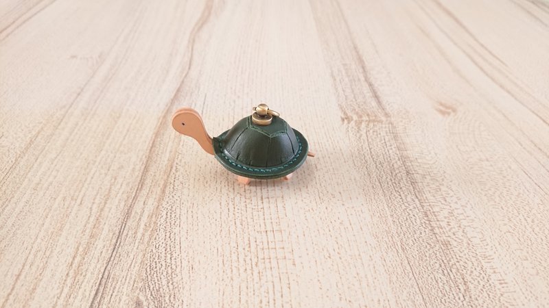 Turtle Charm Key Ring Leather Full Hand Stitched - ที่ห้อยกุญแจ - หนังแท้ 