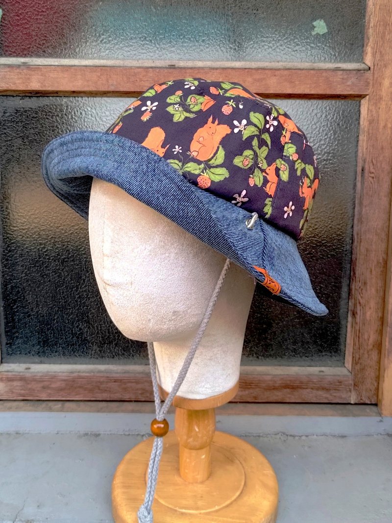 Handmade bucket hat - หมวก - ผ้าฝ้าย/ผ้าลินิน สีน้ำเงิน