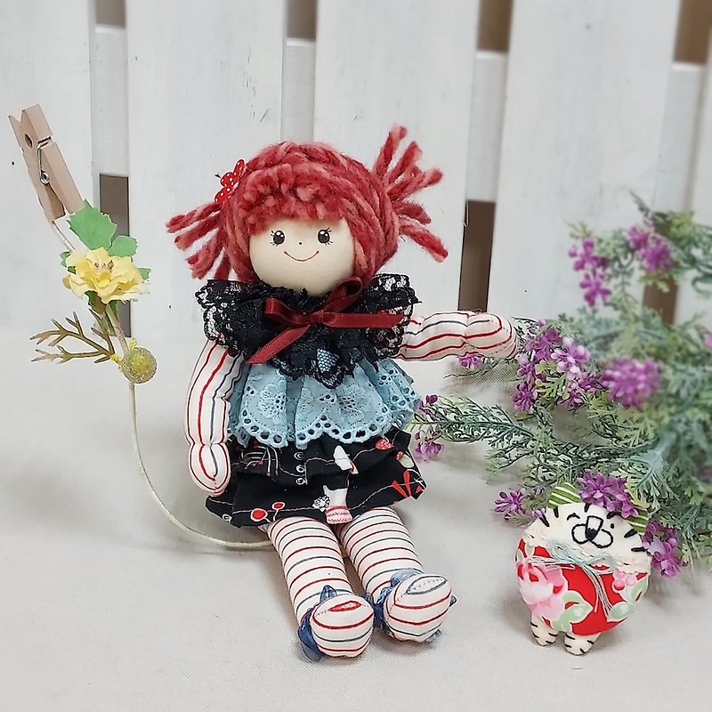 Memo Clip Girl | Handmade Ragdoll - Stuffed Dolls & Figurines - Cotton & Hemp Multicolor