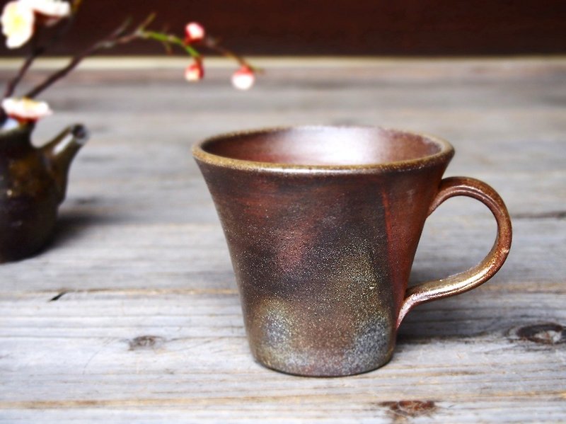 Bizen coffee cup (middle) c1 - 045 - แก้วมัค/แก้วกาแฟ - ดินเผา สีนำ้ตาล