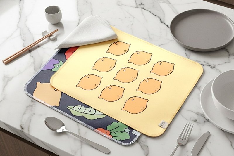 【幸福朵朵 x 呱鬆蛙蛙】 獨家授權 餐墊 餐桌墊 - 桌布/桌巾/餐墊 - 防水材質 多色