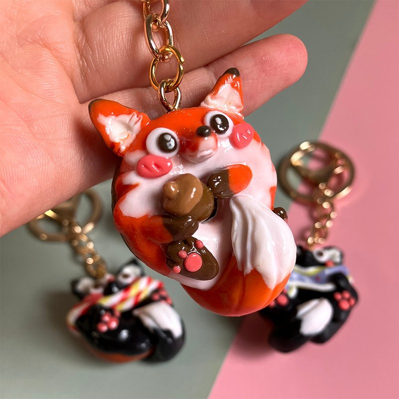 |Customizable| Handmade soft clay cute donut fox keychain - Keychains - Pottery 