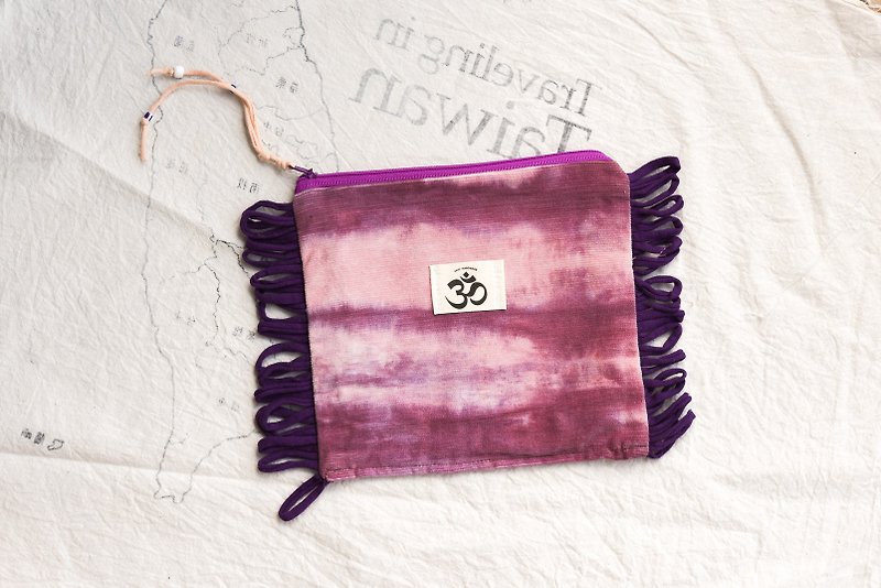 Yoga Yoga Bag OM Bags Cosmetic bag Bright dye cloth Style Clutch National Wind package - กระเป๋าคลัทช์ - ผ้าฝ้าย/ผ้าลินิน 