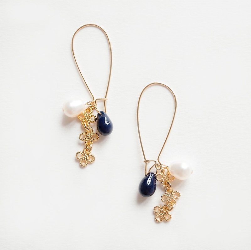 TeaTime Ink Blue + Gold French Cashew Earrings - ต่างหู - เครื่องเพชรพลอย 