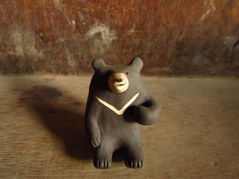Taiwan black bear hand hook (left hand) - Items for Display - Pottery 