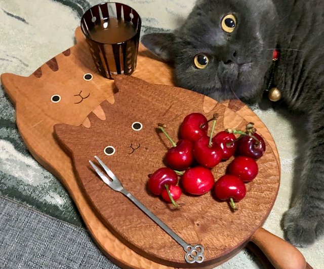 ニャースタイリッシュなトトロブレッドボード無垢材カッティングボード