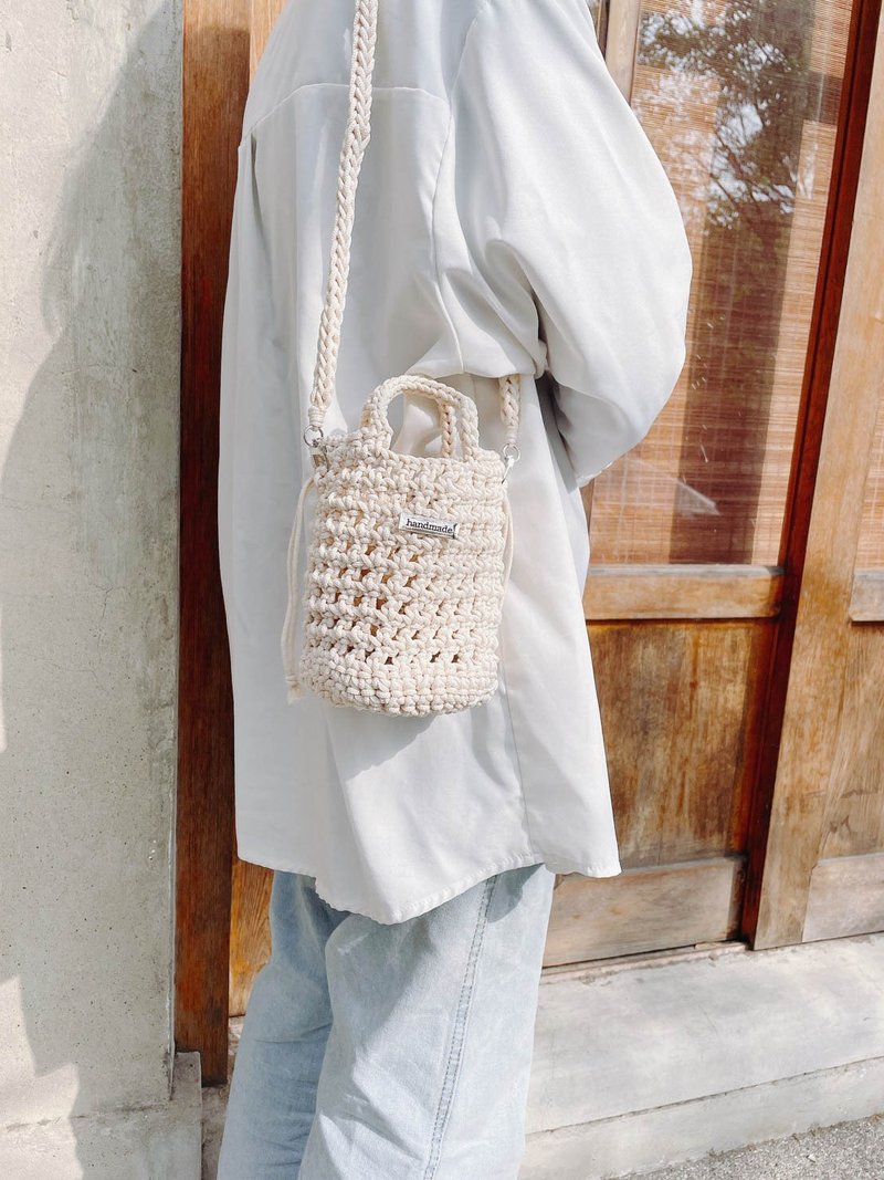 Braided Squeaky Bucket Bag - Fragrant Milk Handwoven Braided Bag - Drawstring Bags - Other Man-Made Fibers White